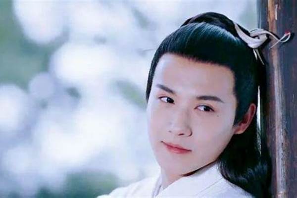 花千骨南弦月是什么身份