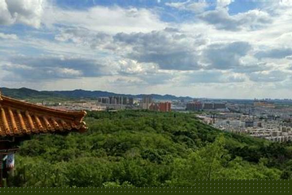 龙首山的景点介绍